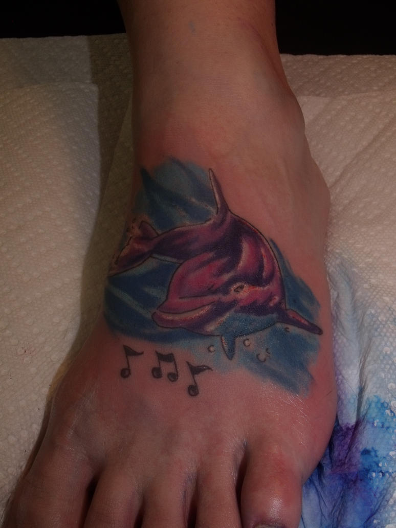 Cool Dolphin Tattoos On The Foot Picture 2
